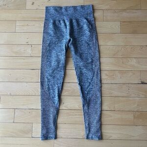 NWOT Forever 21 Gray Ribbed Athletic Leggings